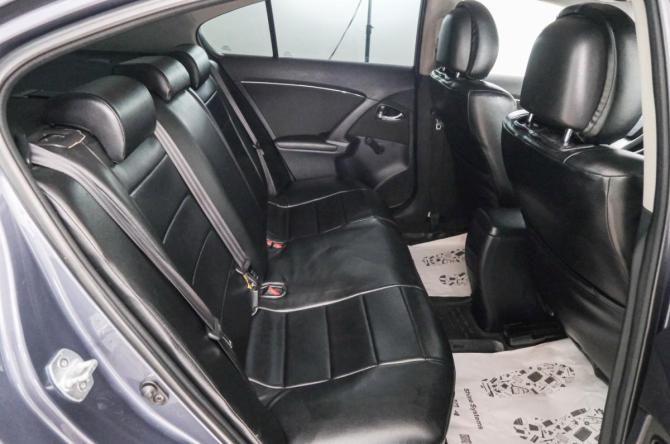 Toyota Avensis III с пробегом 2010 года, цена 1 229 000 рублей, 165100 км, седан, Автокод Объявления