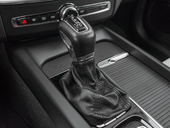 Volvo XC60 II с пробегом 2019 года, цена 3 685 000 рублей, 55178 км, внедорожник, Автокод Объявления