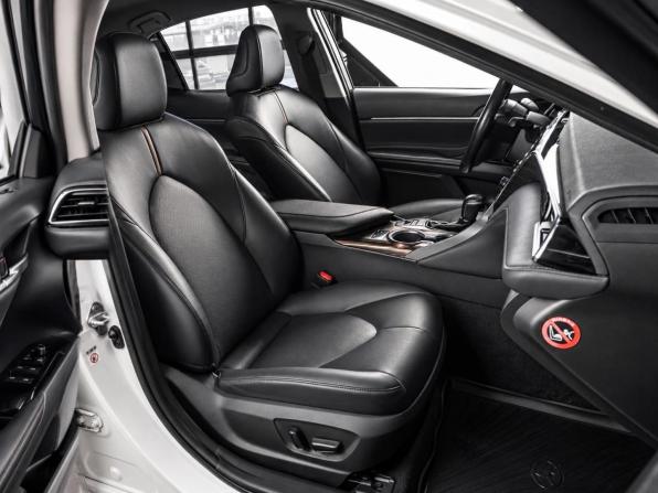 Toyota Camry VIII (XV70) с пробегом 2018 года, цена 2 839 000 рублей, 148092 км, седан, Автокод Объявления