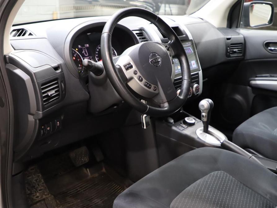 Nissan X-Trail II Рестайлинг Санкт-Петербург  - изображение 7