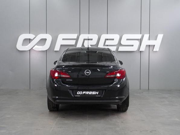 Opel Astra J Рестайлинг с пробегом 2013 года, цена 874 000 рублей, 197484 км, седан, Автокод Объявления
