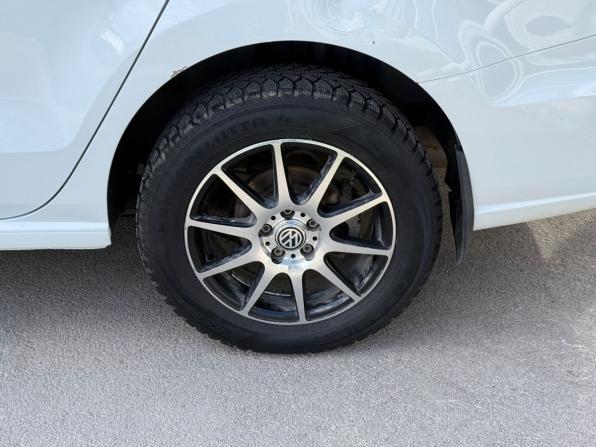 Volkswagen Polo V Рестайлинг с пробегом 2018 года, цена 850 000 рублей, 178301 км, седан, Автокод Объявления