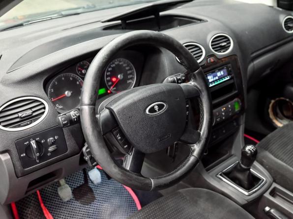 Ford Focus II с пробегом 2006 года, цена 390 000 рублей, 303320 км, седан, Автокод Объявления