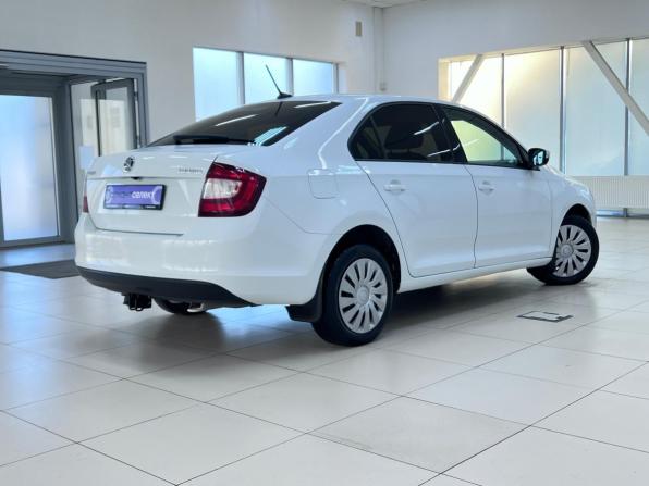 Skoda Rapid I Рестайлинг с пробегом 2019 года, цена 1 290 000 рублей, 108000 км, лифтбек, Автокод Объявления