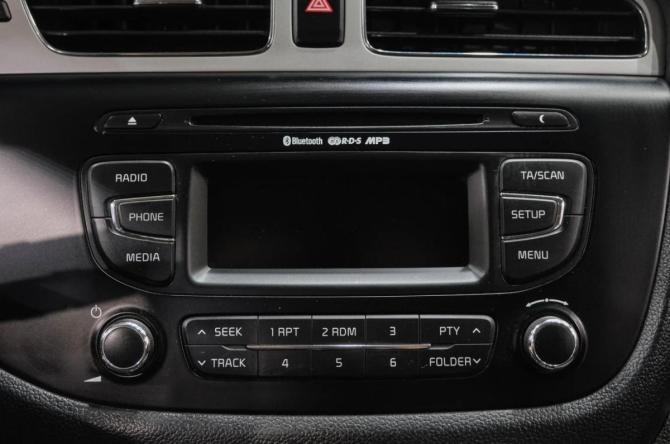 Kia Ceed II с пробегом 2013 года, цена 799 000 рублей, 212000 км, хэтчбек, Автокод Объявления