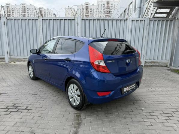 Hyundai Solaris I с пробегом 2013 года, цена 785 000 рублей, 169500 км, хэтчбек, Автокод Объявления