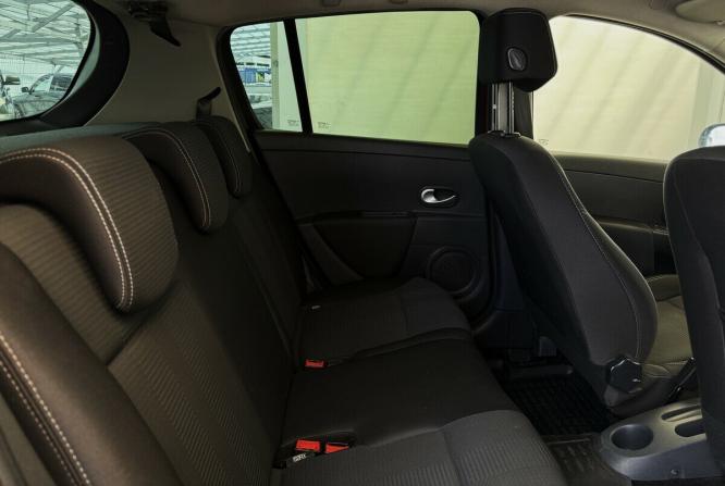 Renault Clio III Рестайлинг с пробегом 2010 года, цена 570 000 рублей, 204520 км, хэтчбек, Автокод Объявления