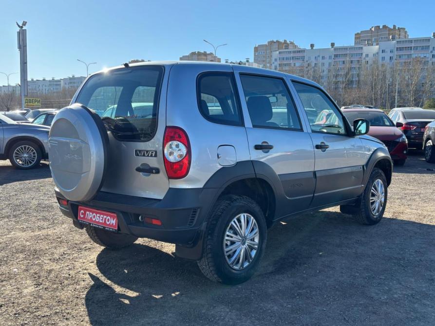 Chevrolet Niva I Рестайлинг Набережные Челны  - изображение 9
