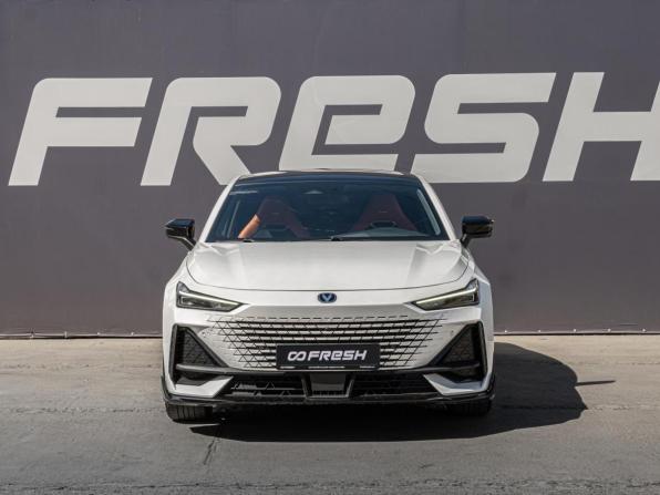 Changan UNI-V I с пробегом 2023 года, цена 2 350 000 рублей, 30045 км, лифтбек, Автокод Объявления