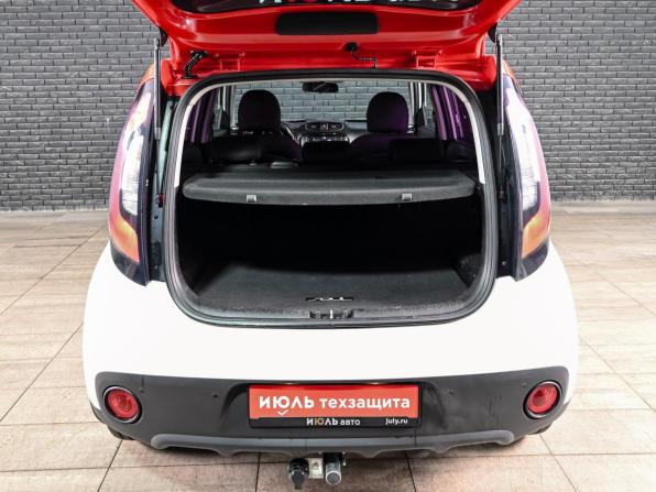 Kia Soul II Рестайлинг с пробегом 2018 года, цена 1 599 000 рублей, 118812 км, хэтчбек, Автокод Объявления