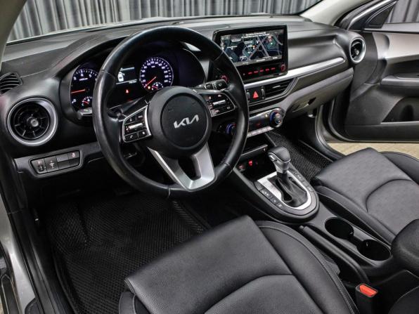 Kia K3 II Рестайлинг с пробегом 2021 года, цена 1 998 000 рублей, 74213 км, седан, Автокод Объявления