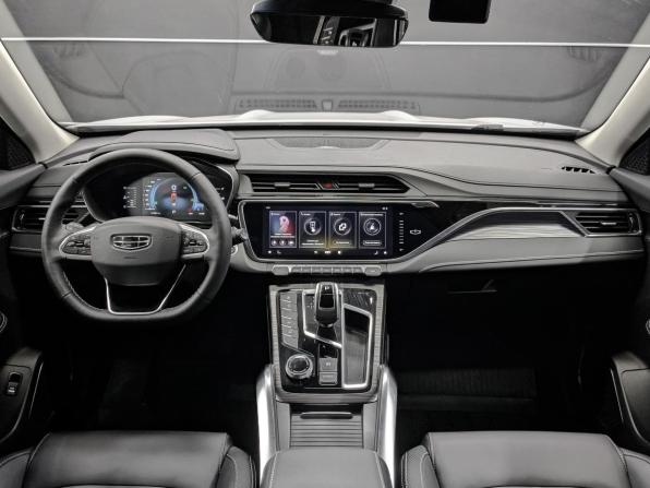 Geely Atlas Pro с пробегом 2022 года, цена 1 970 000 рублей, 40996 км, внедорожник, Автокод Объявления