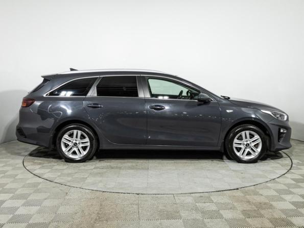 Kia Ceed III с пробегом 2020 года, цена 1 799 700 рублей, 84585 км, универсал, Автокод Объявления