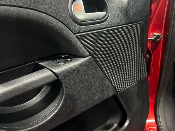 Ford Fiesta Mk5 с пробегом 2006 года, цена 390 000 рублей, 169312 км, хэтчбек, Автокод Объявления