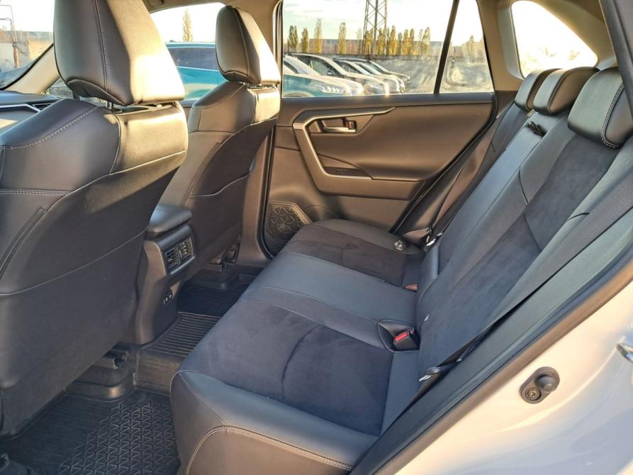Toyota RAV4 V (XA50) Набережные Челны  - изображение 15