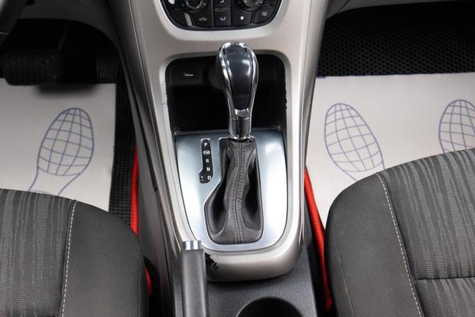 Opel Astra J с пробегом 2012 года, цена 749 000 рублей, 160000 км, хэтчбек, Автокод Объявления