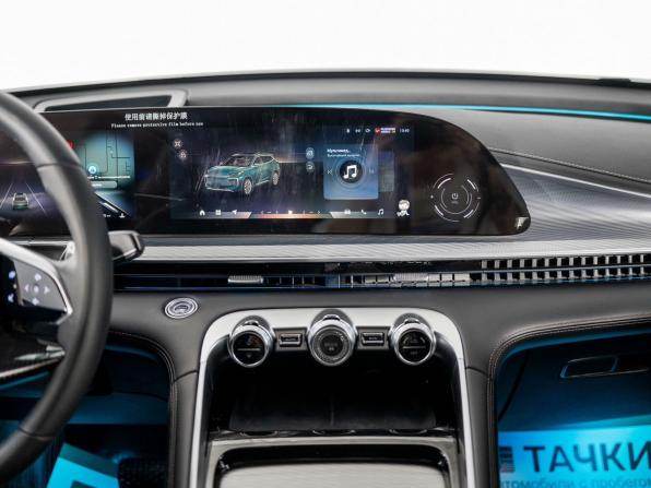 Exeed TXL I Рестайлинг 2 с пробегом 2024 года, цена 2 800 500 рублей, 9370 км, внедорожник, Автокод Объявления