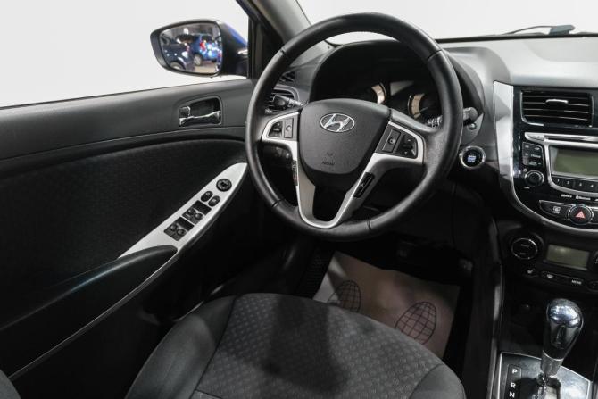 Hyundai Solaris I с пробегом 2012 года, цена 849 000 рублей, 149400 км, хэтчбек, Автокод Объявления