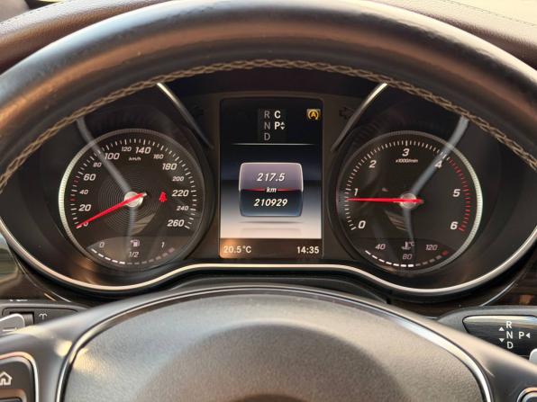 Mercedes-Benz V-Класс III (W447) с пробегом 2016 года, цена 4 100 000 рублей, 210929 км, минивэн, Автокод Объявления