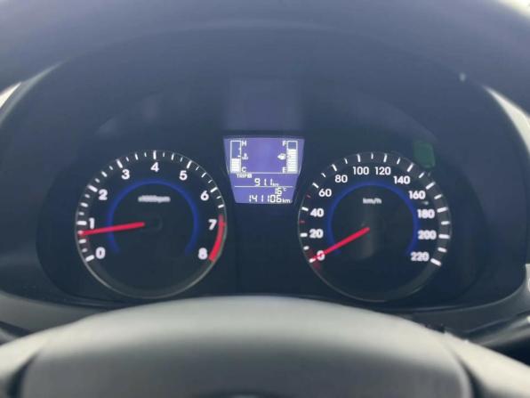 Hyundai Solaris I Рестайлинг с пробегом 2016 года, цена 1 139 000 рублей, 141000 км, седан, Автокод Объявления