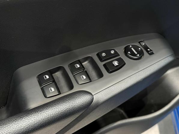Hyundai Solaris II Рестайлинг с пробегом 2021 года, цена 1 650 000 рублей, 77613 км, седан, Автокод Объявления