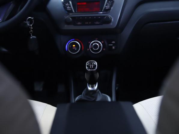 Kia Rio III с пробегом 2014 года, цена 590 000 рублей, 381157 км, седан, Автокод Объявления