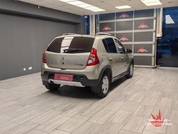 Renault Sandero I с пробегом 2013 года, цена 588 000 рублей, 186000 км, хэтчбек, Автокод Объявления