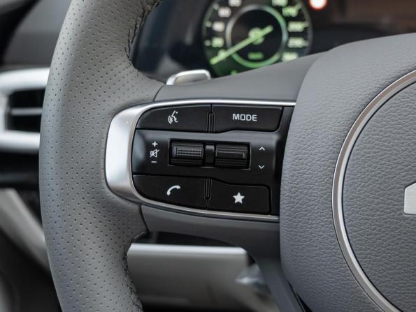 Kia Sportage V с пробегом 2026 года, цена 3 900 000 рублей, 31 км, внедорожник, Автокод Объявления