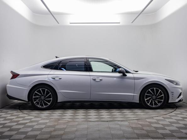 Hyundai Sonata VIII (DN8) с пробегом 2020 года, цена 2 945 000 рублей, 92025 км, седан, Автокод Объявления