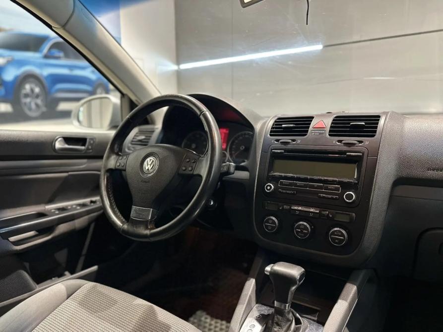 Volkswagen Jetta V Новосибирск  - изображение 11