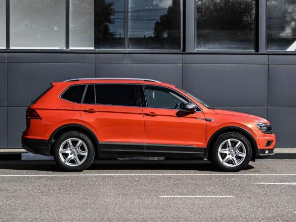 Volkswagen Tiguan II с пробегом 2019 года, цена 2 684 000 рублей, 146666 км, внедорожник, Автокод Объявления