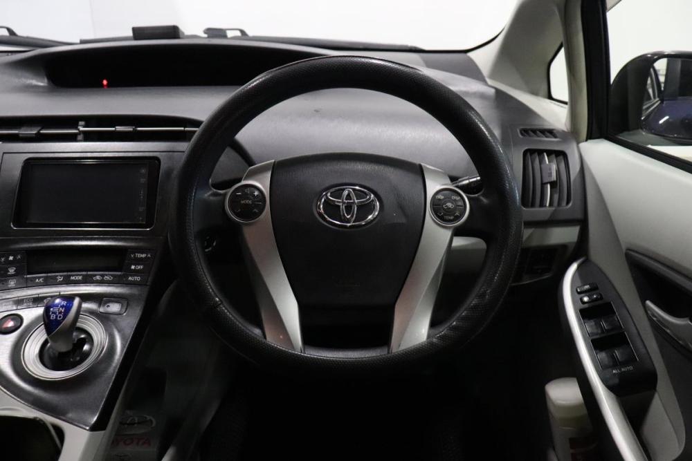 Toyota Prius III (XW30) Ульяновск  - изображение 7