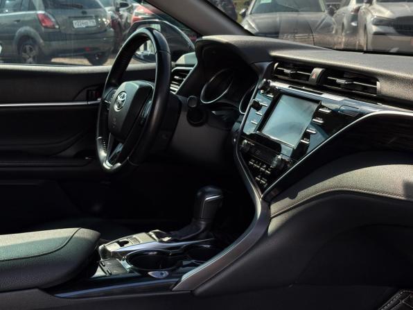 Toyota Camry VIII (XV70) с пробегом 2020 года, цена 2 860 000 рублей, 132221 км, седан, Автокод Объявления