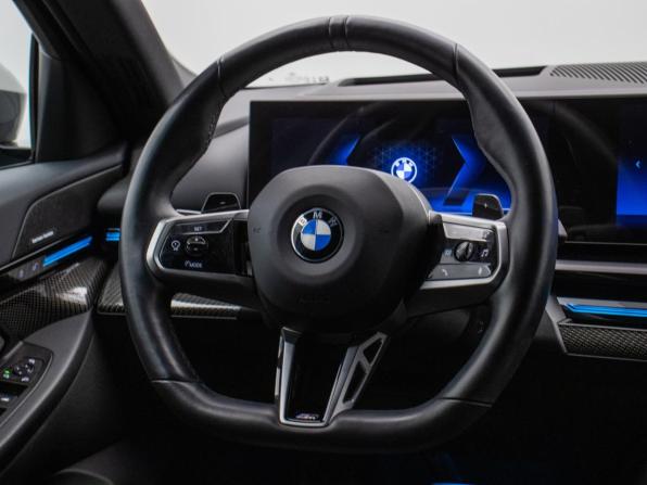 BMW 5 серии VIII (G60/G61/G68) с пробегом 2024 года, цена 7 347 000 рублей, 54240 км, седан, Автокод Объявления
