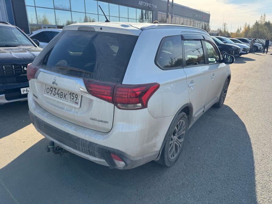 Mitsubishi Outlander III Рестайлинг 2 Пермь  - изображение 2