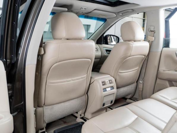 Nissan Pathfinder IV с пробегом 2014 года, цена 1 699 000 рублей, 227414 км, внедорожник, Автокод Объявления
