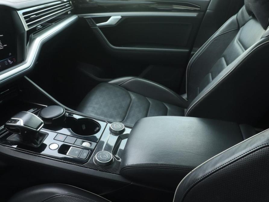 Volkswagen Touareg III Казань  - изображение 16
