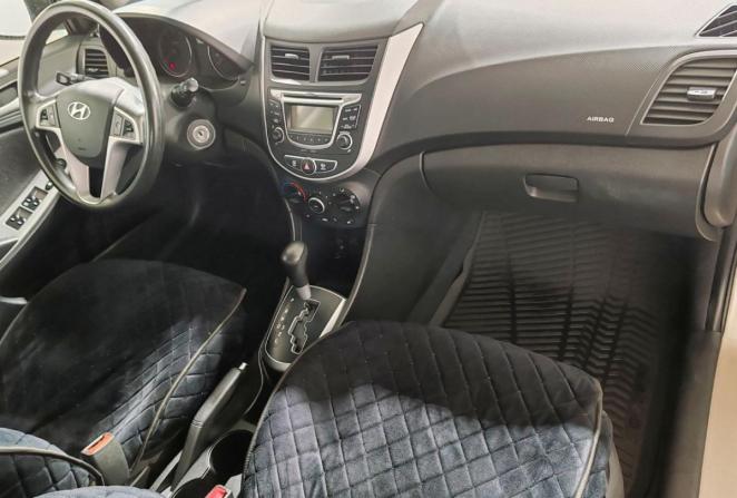 Hyundai Solaris I с пробегом 2013 года, цена 869 000 рублей, 139436 км, седан, Автокод Объявления
