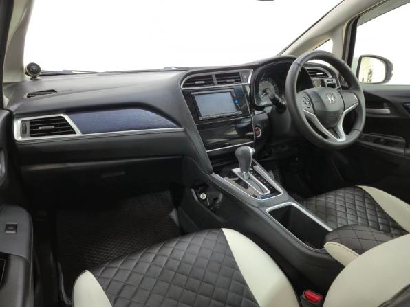 Honda Shuttle II с пробегом 2016 года, цена 1 270 000 рублей, 68708 км, универсал, Автокод Объявления
