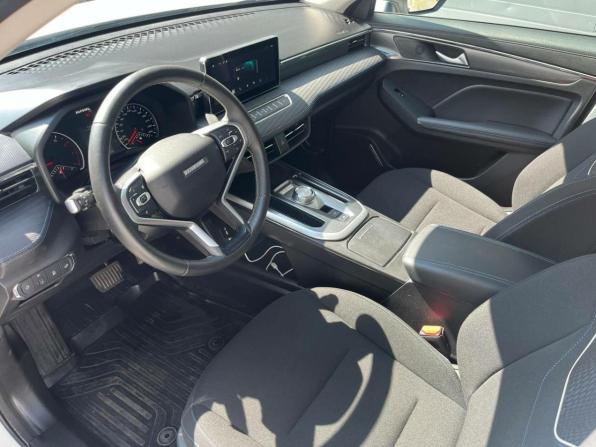 Haval Jolion I с пробегом 2023 года, цена 1 619 000 рублей, 32774 км, внедорожник, Автокод Объявления