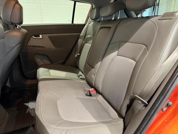 Kia Sportage III с пробегом 2011 года, цена 1 370 000 рублей, 123000 км, внедорожник, Автокод Объявления