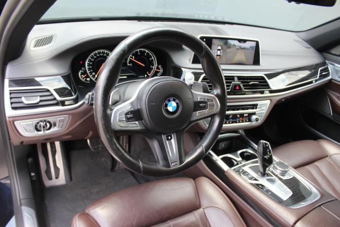 BMW 7 серии VI (G11/G12) с пробегом 2018 года, цена 3 980 000 рублей, 139905 км, седан, Автокод Объявления
