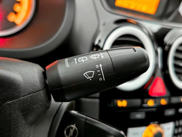 Opel Corsa D Рестайлинг II с пробегом 2013 года, цена 845 000 рублей, 53985 км, хэтчбек, Автокод Объявления