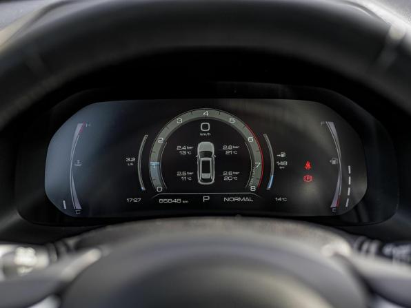 Haval F7 I Рестайлинг с пробегом 2022 года, цена 2 090 000 рублей, 95944 км, внедорожник, Автокод Объявления