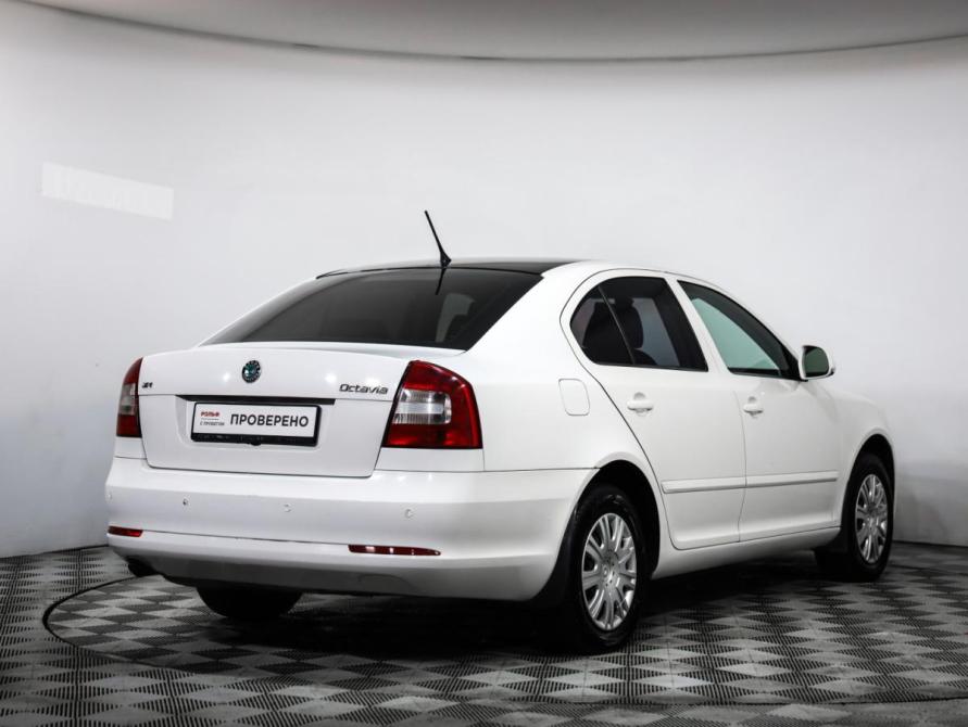 Skoda Octavia II (A5) Рестайлинг Санкт-Петербург  - изображение 5