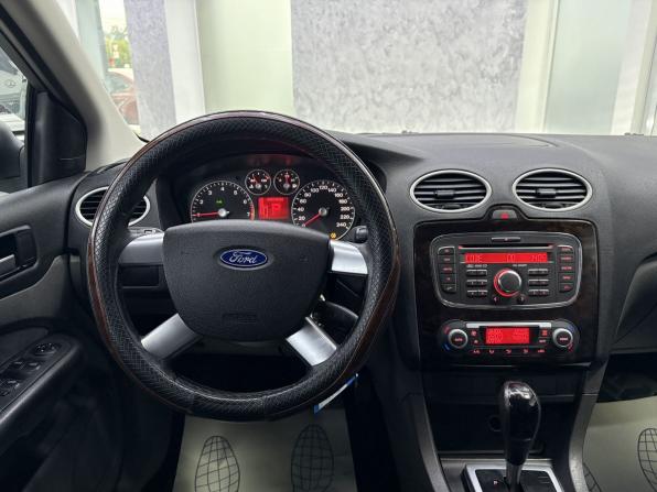 Ford Focus II с пробегом 2008 года, цена 519 000 рублей, 301130 км, седан, Автокод Объявления