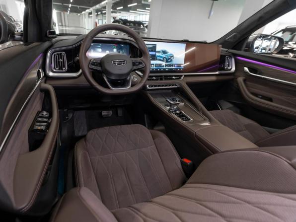 Geely Monjaro I Рестайлинг 2 (China Market) с пробегом 2025 года, цена 4 270 000 рублей, 47 км, внедорожник, Автокод Объявления