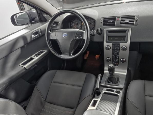 Volvo S40 II Рестайлинг с пробегом 2009 года, цена 492 000 рублей, 244145 км, седан, Автокод Объявления