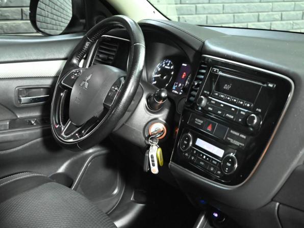 Mitsubishi Outlander III Рестайлинг 2 с пробегом 2016 года, цена 1 750 000 рублей, 171700 км, внедорожник, Автокод Объявления