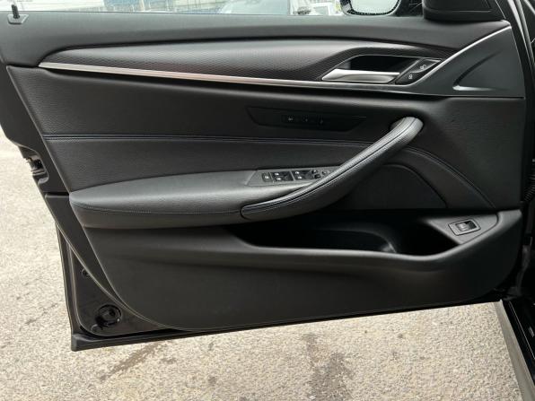 BMW 5 серии VII (G30/G31/G38) Рестайлинг с пробегом 2020 года, цена 3 749 000 рублей, 108776 км, универсал, Автокод Объявления